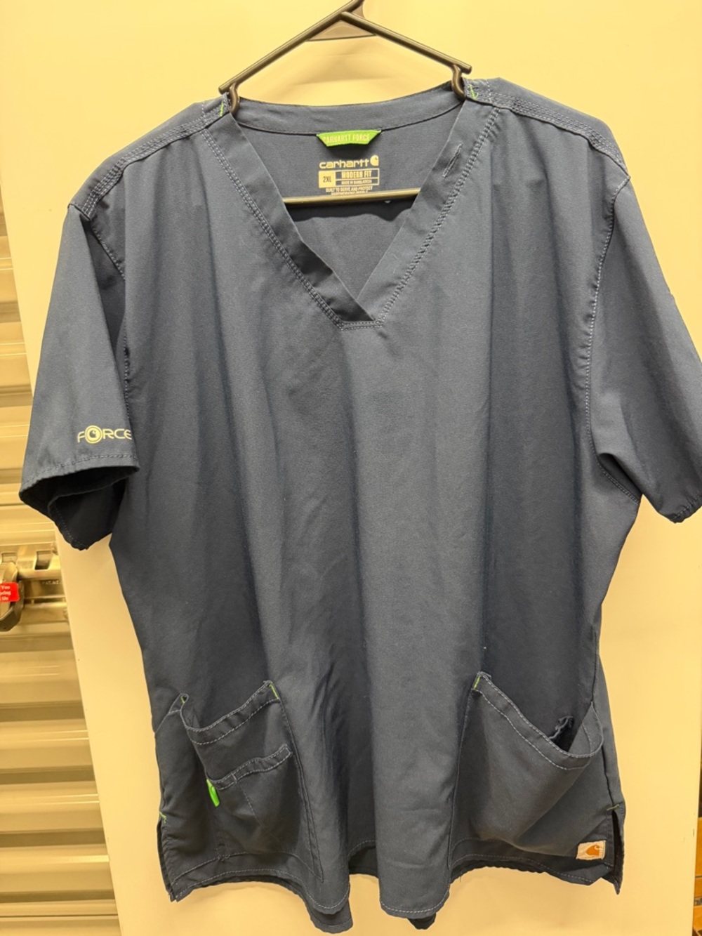 Carhartt Navy Blue scrubs 2 xl force flex like new - Picture 9 of 11